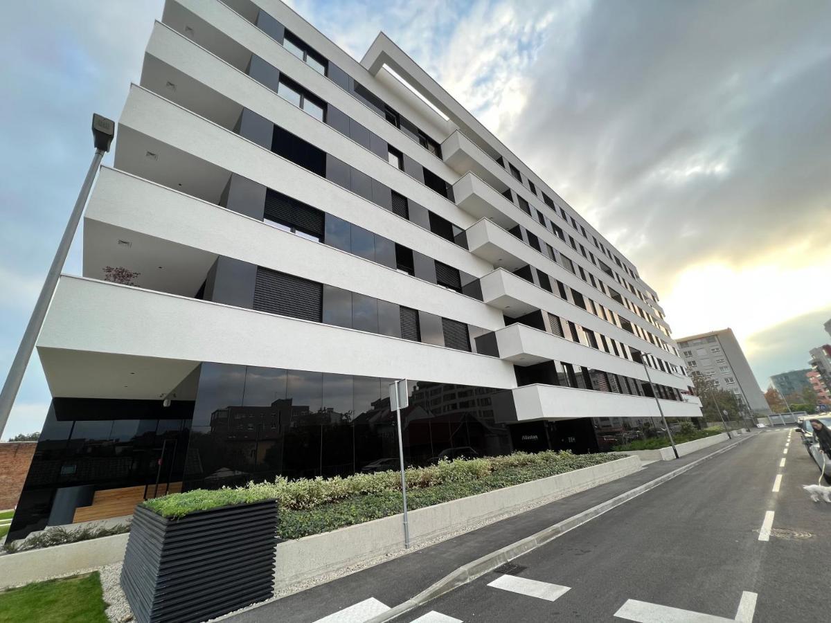 Ferienwohnung Luxury Haven In Zagreb Exterior foto